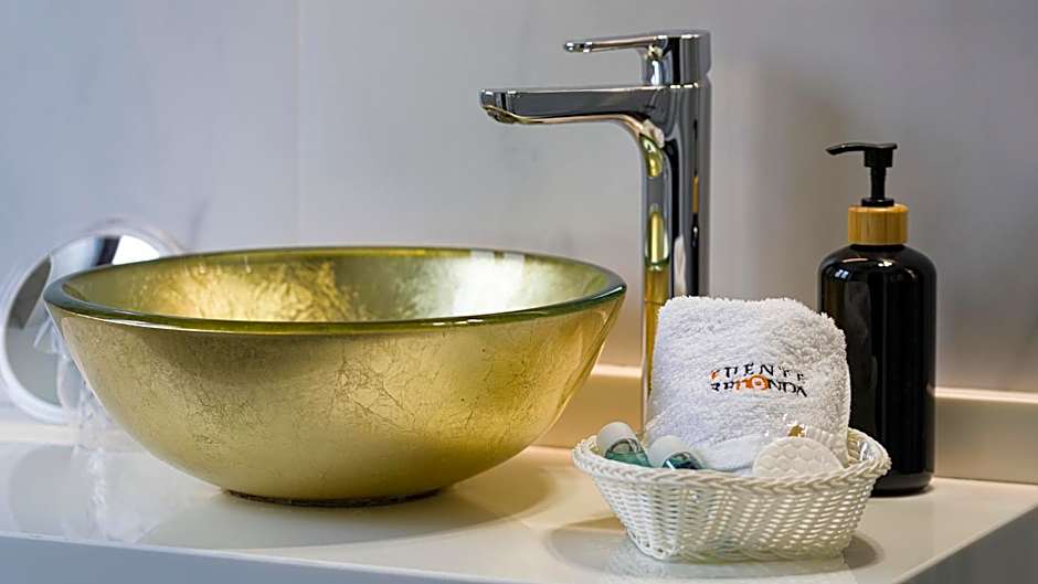 HOTEL FUENTE REDONDA LUXURY