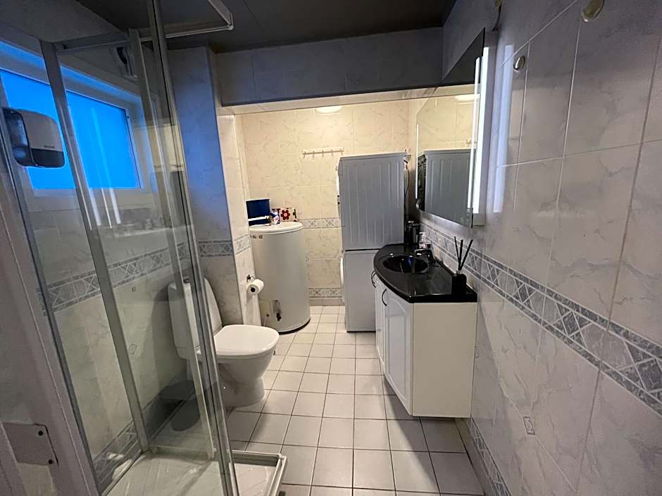 Enter Backpack Apartments