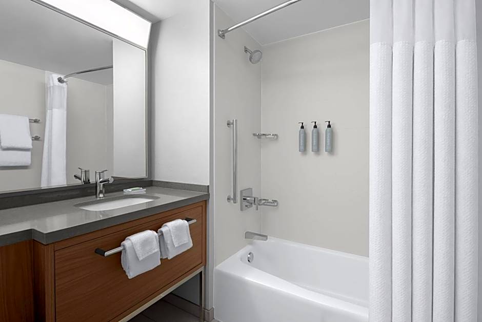 Courtyard by Marriott Lyndhurst Meadowlands