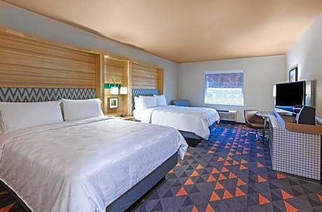 Standard Room with Two Queen Beds