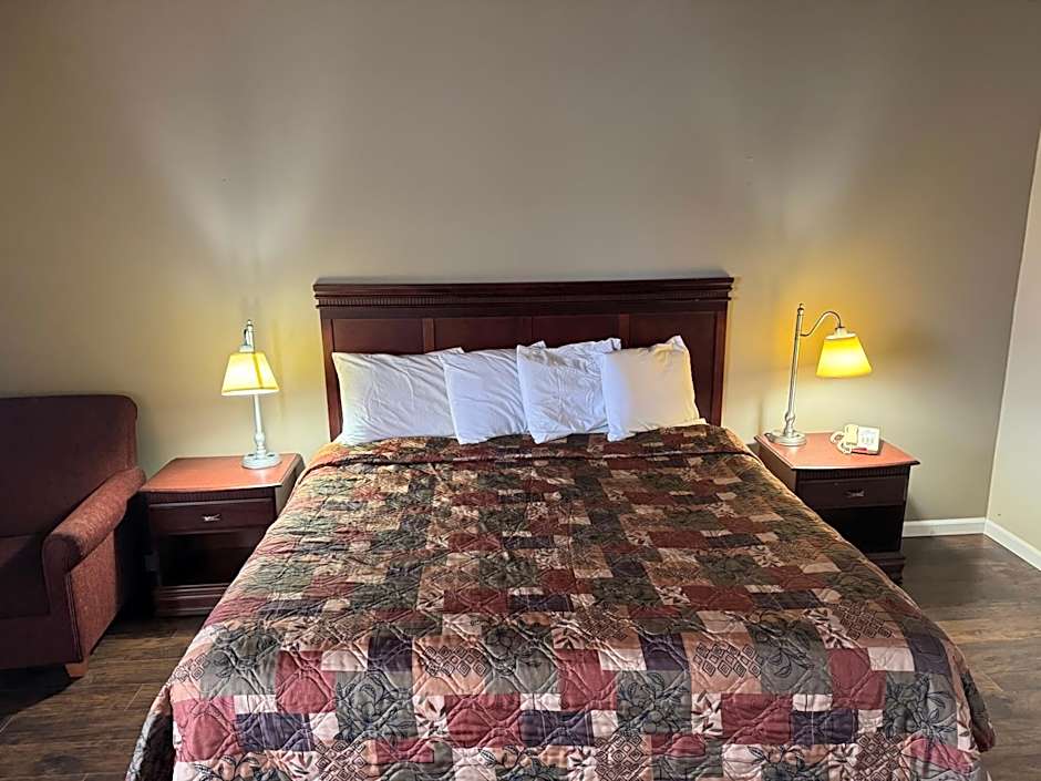 Town & Country Motel
