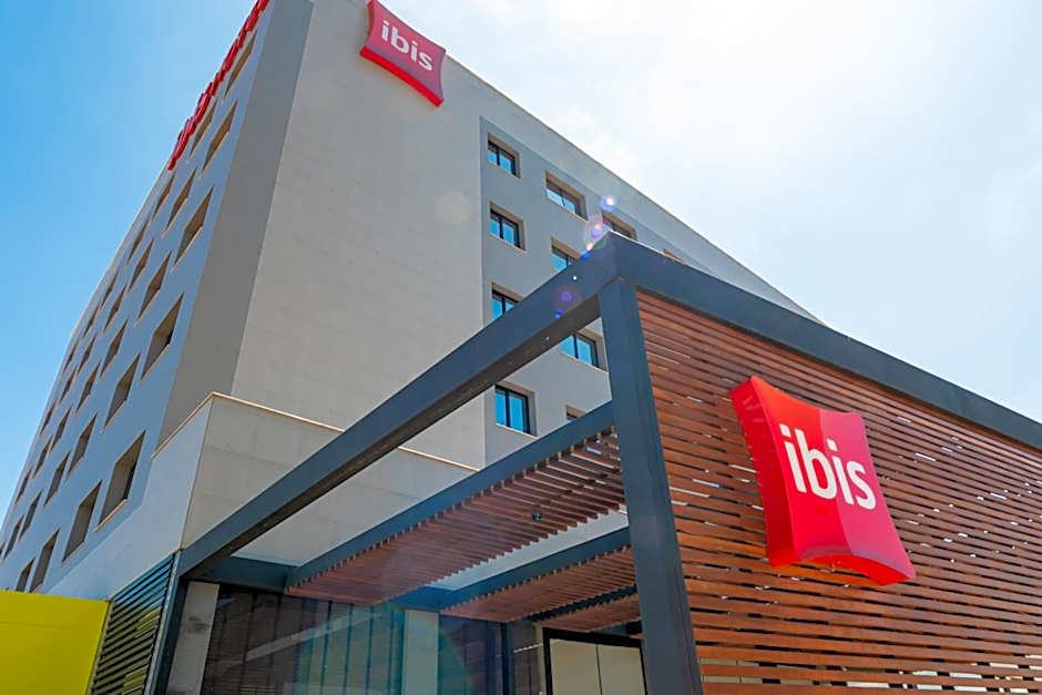 ibis Lavras
