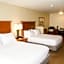 Holiday Inn Express Hotel and Suites Mason City By IHG