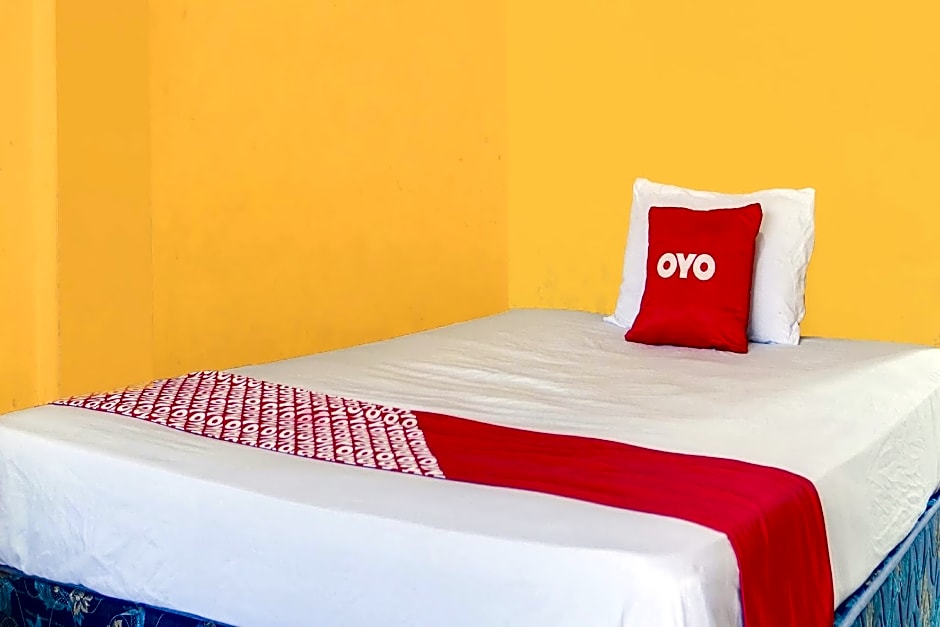 SPOT ON 91797 Mutiara Guest House