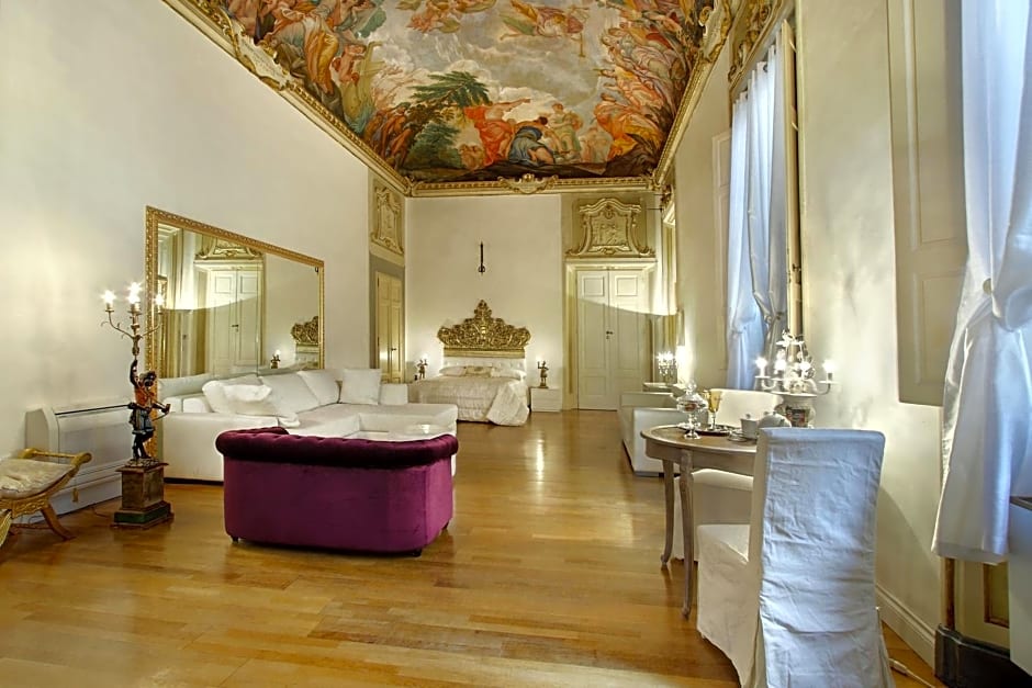 Palazzo Tolomei - Residenza D'Epoca