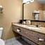 Quality Inn & Suites East Troy I-43