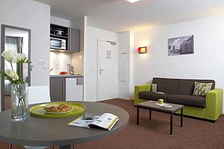 One-Bedroom Apartment (4 Adults)
