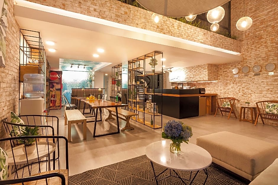 La Regatta Boutique Residences