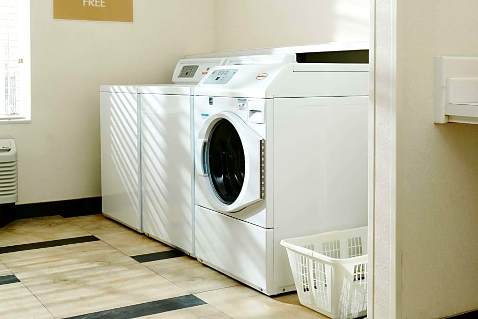 Sonesta Simply Suites Parsippany Morris Plains