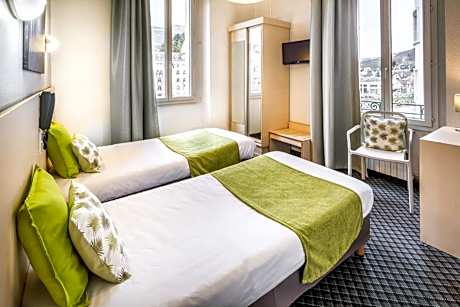 Twin Room with View