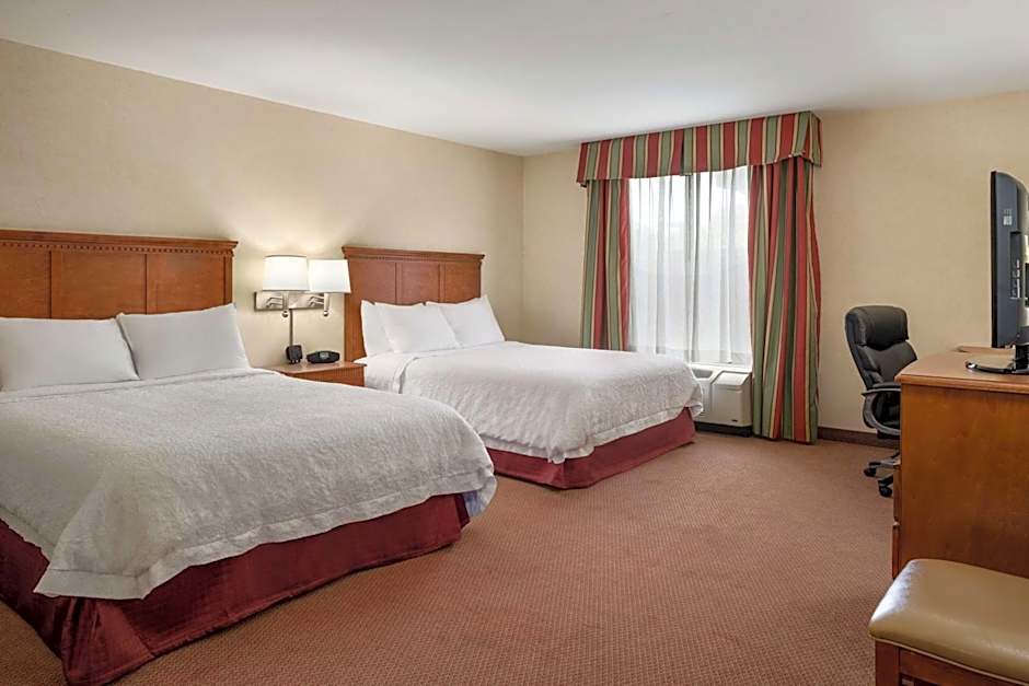 Photo 1 of 3 of 2 Queen Beds