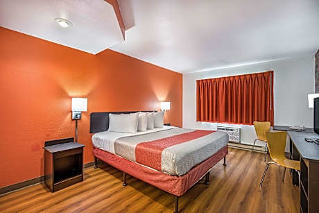 1 Full Bed | Non-Smoking