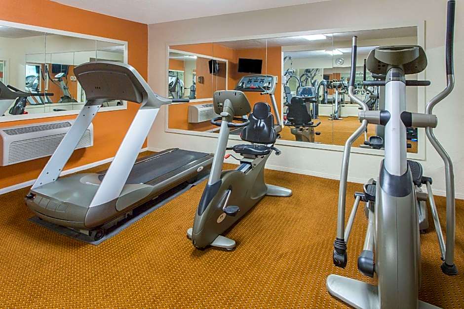 Days Inn Palm Springs – Palm Springs, CA