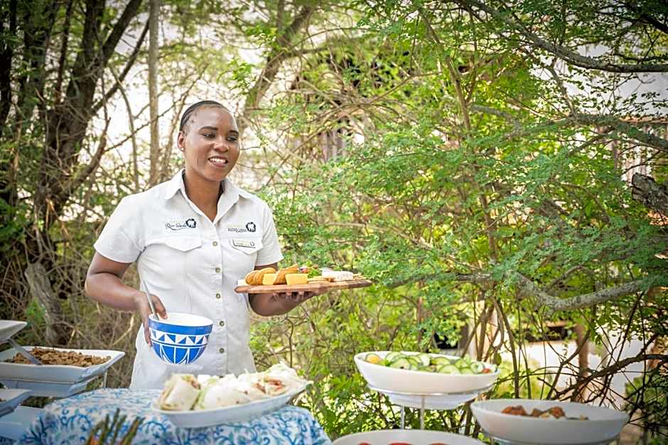 Kambaku Safari Lodge