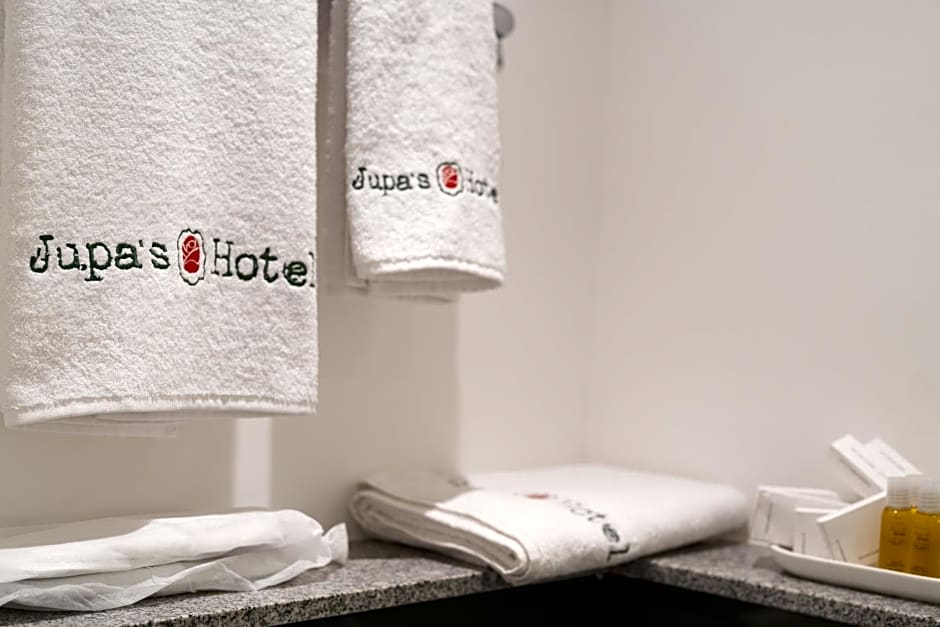 Jupa's Hotel
