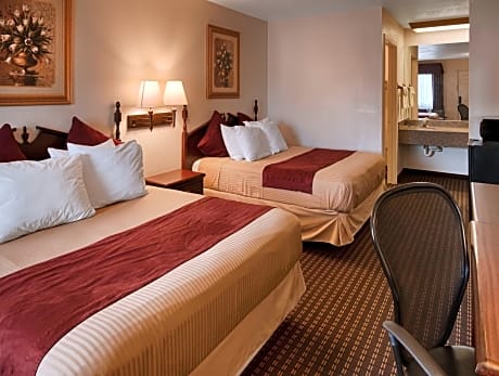 2 QUEEN BEDS NON SMOKING