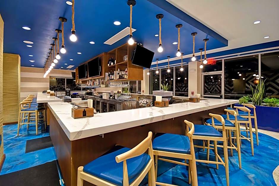 DoubleTree by Hilton Virginia Beach Oceanfront South