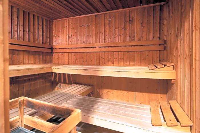 Magnolia Hotel - Adults Only