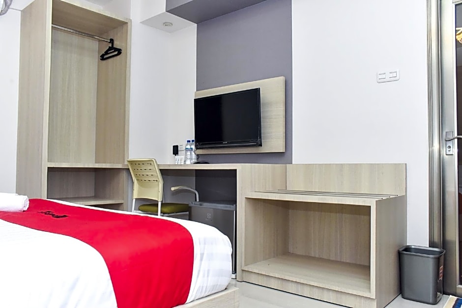 RedDoorz near Stasiun TVRI Surabaya 2