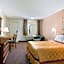 Travelodge by Wyndham Bakersfield
