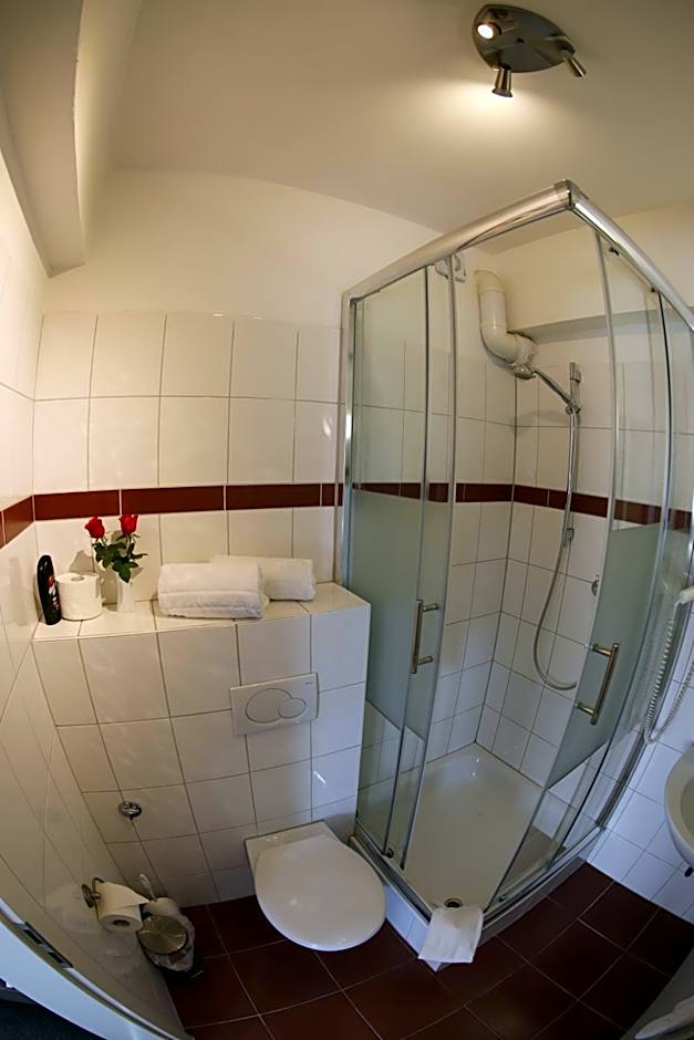 Hotel Famosa
