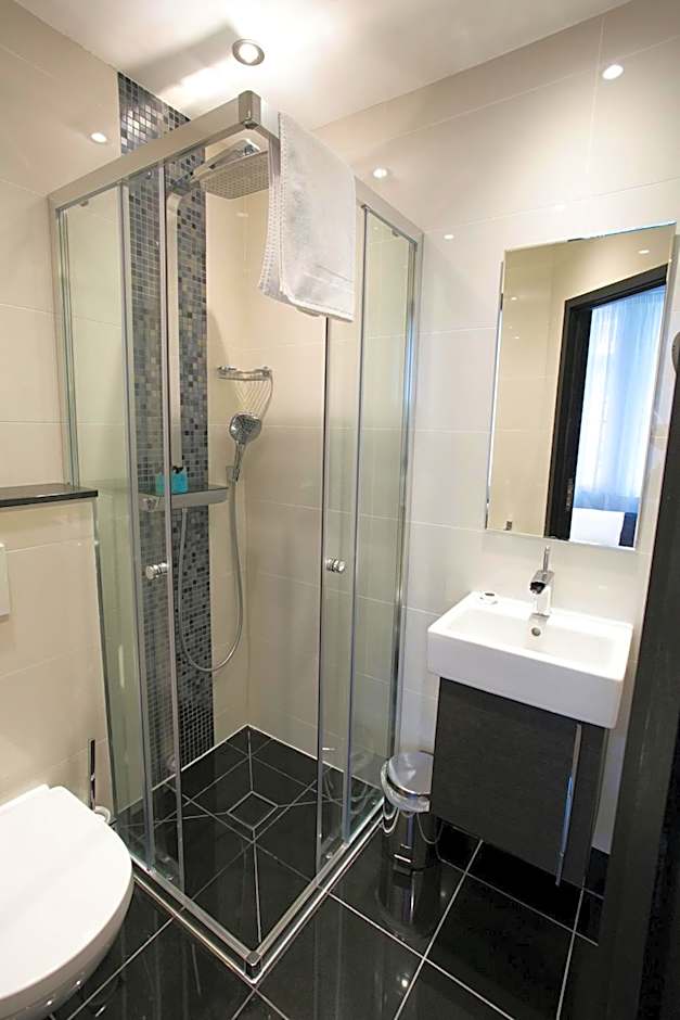 Great St Helen Hotel