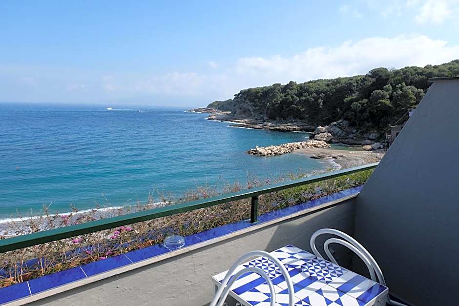 Hotel Baia Di Puolo