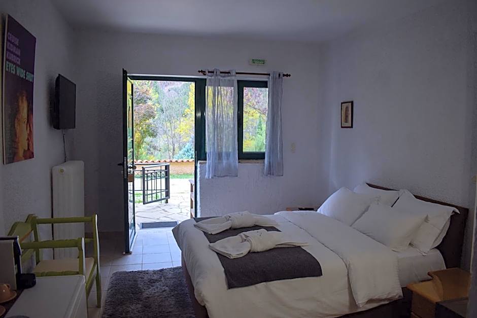 Muntenia Inn Apartments and Suites