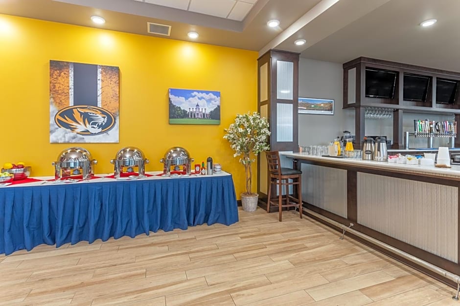 Holiday Inn Hotel and Suites Jefferson City By IHG