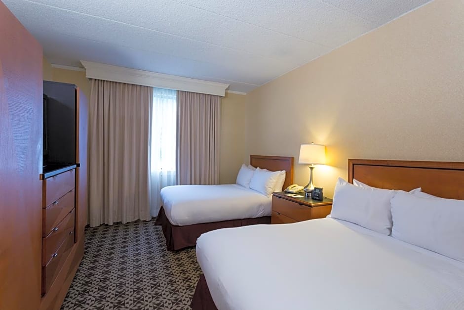 DoubleTree Suites by Hilton Mount Laurel