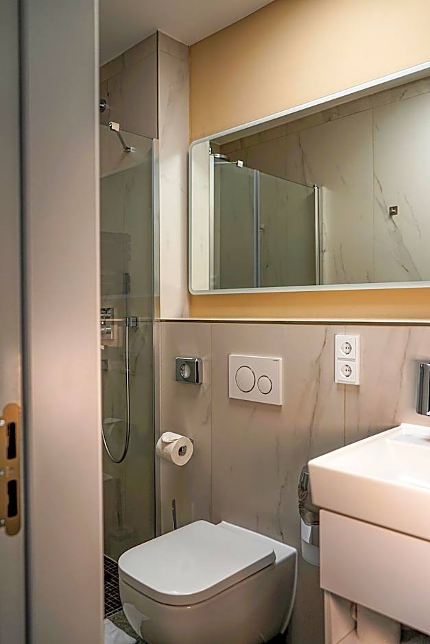 M-Pire Hotel