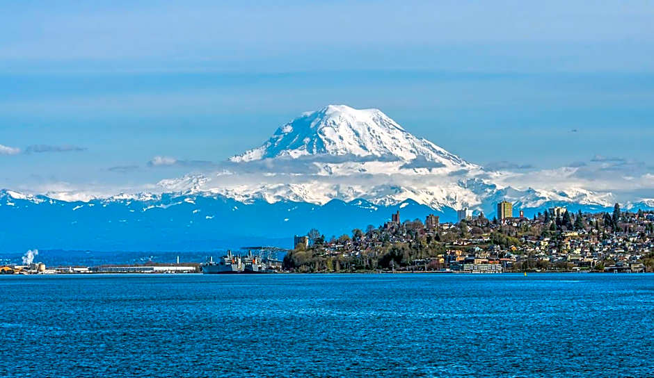 Silver Cloud Inn-Tacoma Waterfront