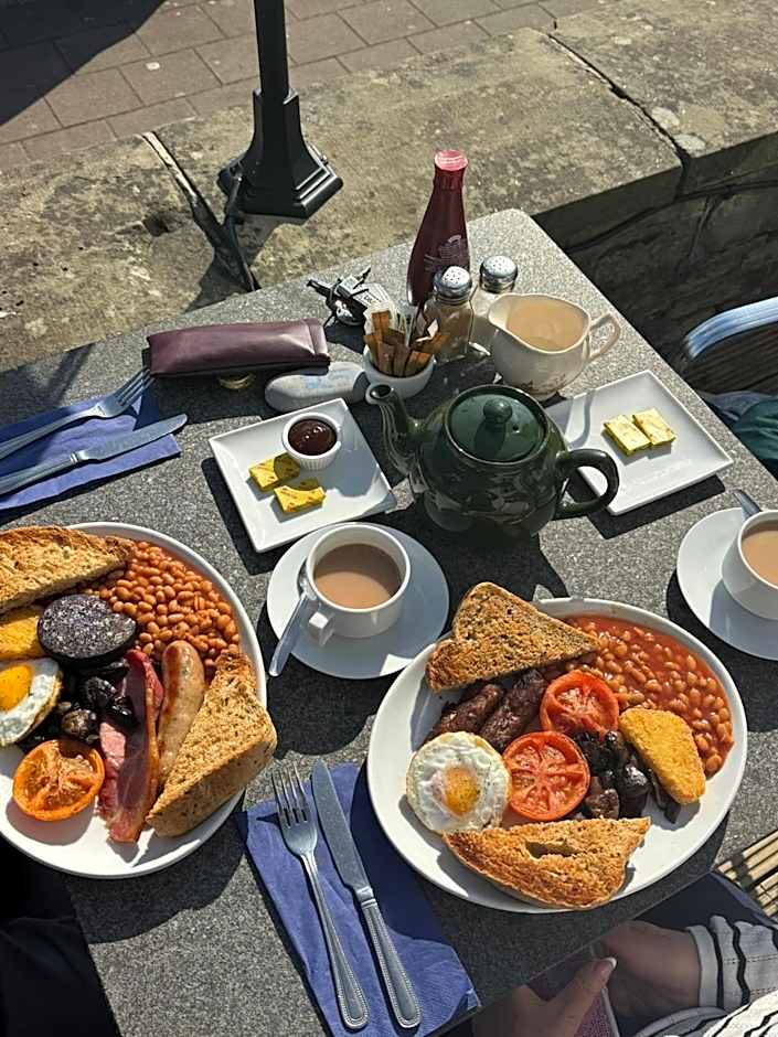 Sids restaurant and bar with rooms