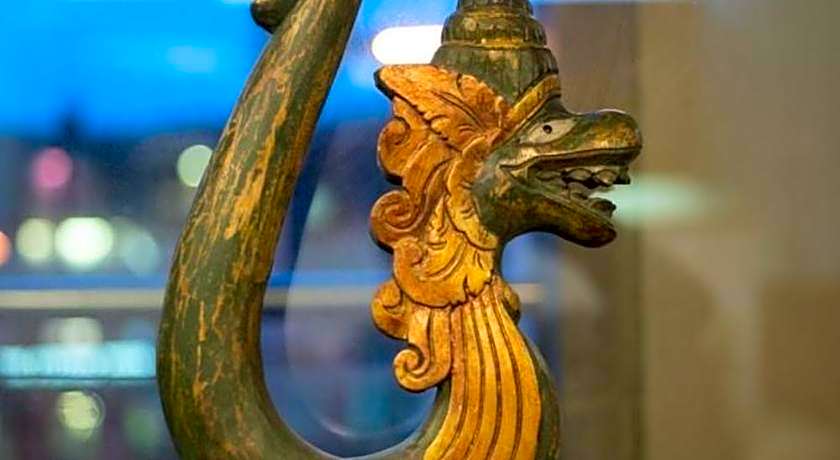 Live in Leeds Millenium Square Apartment