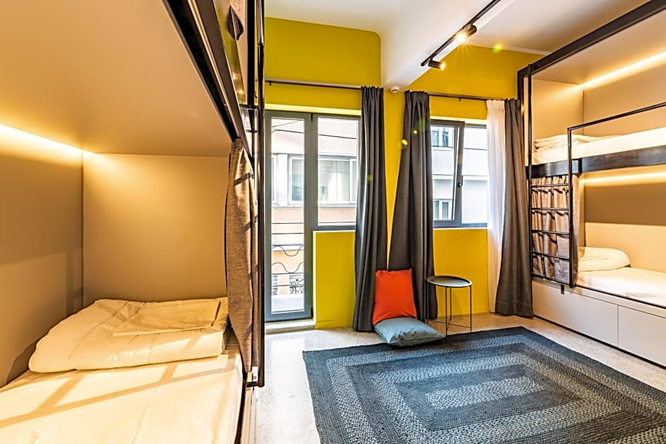 Athens Hub Hostel