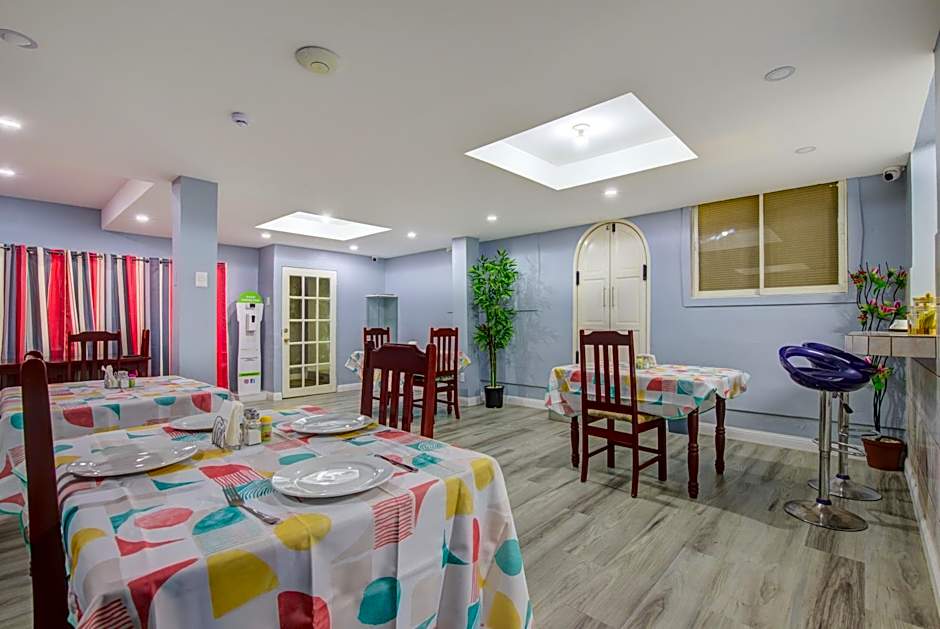 Airport Suites Hotel