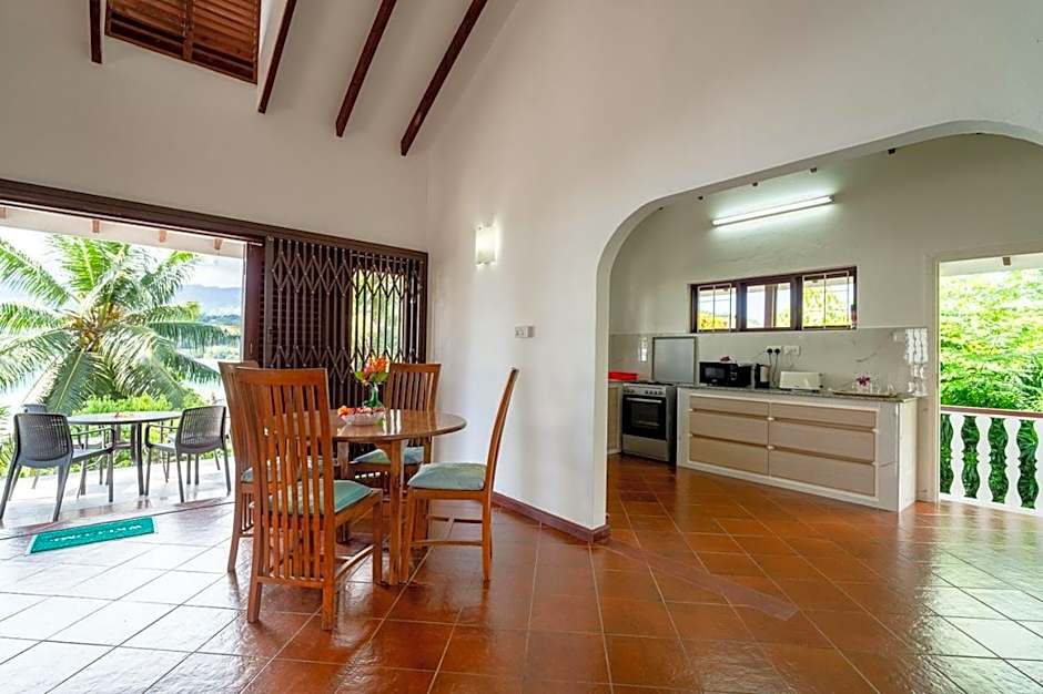 La Residence Villas & Studios