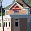 Aashram Hotel by Niagara River