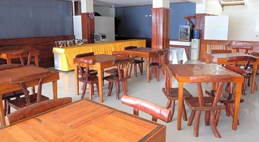 El Nido Beach Hotel