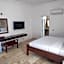 Sari Bunga Hotel - Legian, walking distance to Legian Beach