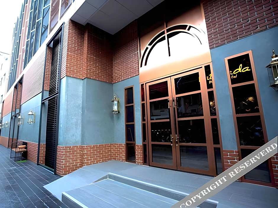 Ratchada Boutique Hotel