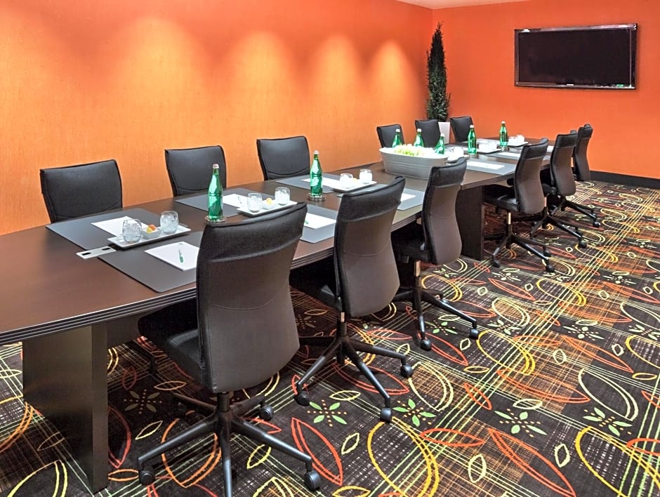 17 West Hotel, Ascend Hotel Collection