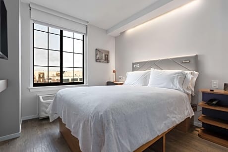1 Full Bed
