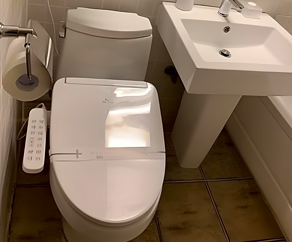 Changwon AT Business Hotel