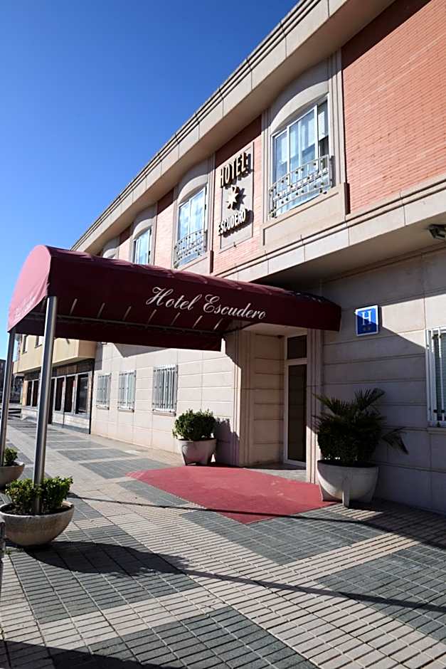 Hotel Escudero