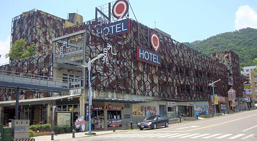 No. 9 Hotel