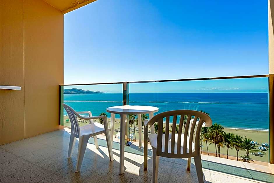 BULL Reina Isabel & SPA