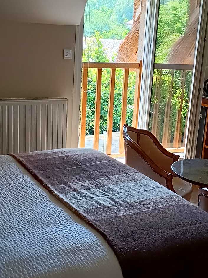 Auberge du Vieux Tour Le Manoir