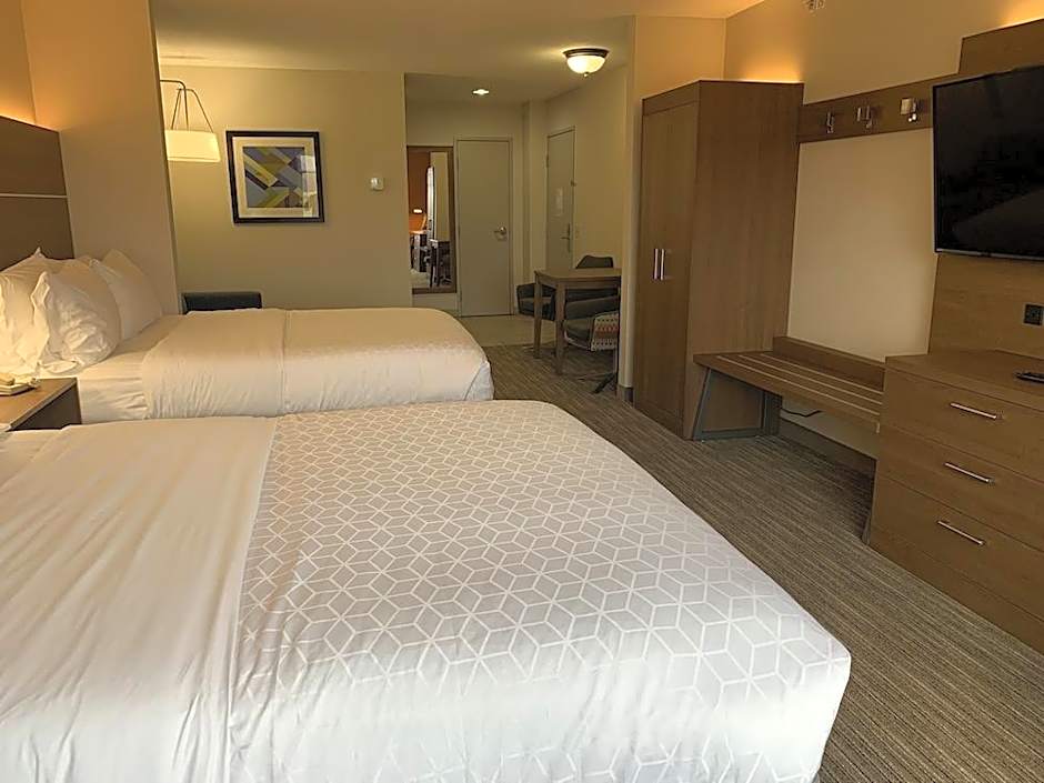 Holiday Inn Express Hotel & Suites Franklin - Oil City By IHG