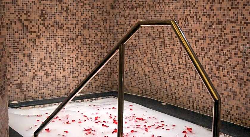 Welcomhotel by ITC Hotels, Devee Grand Bay, Visakhapatnam